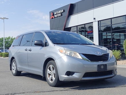 2014 Toyota Sienna L Van