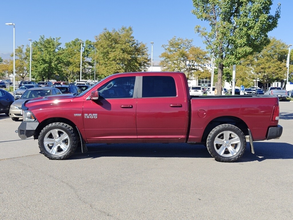 2017 Ram 1500 Sport photo 4