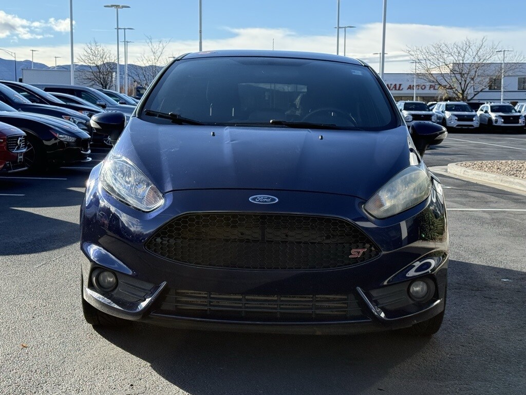 2016 Ford Fiesta ST photo 2