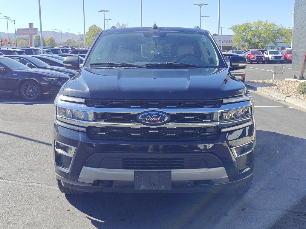 2023 Ford Expedition MAX Limited photo 2