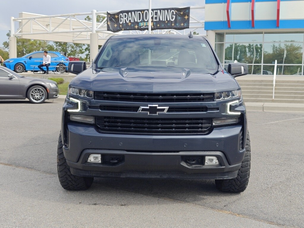 2021 Chevrolet Silverado 1500 RST photo 2