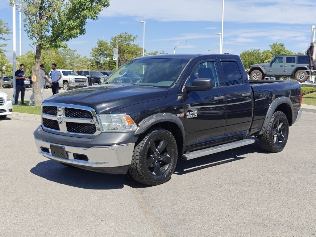 2016 Ram 1500 Tradesman Express photo 3