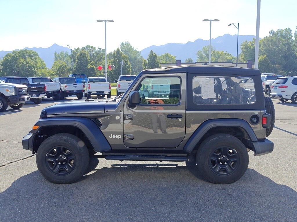 2020 Jeep Wrangler Sport photo 4