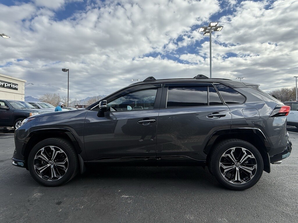 2025 Toyota RAV4 Prime XSE Premium photo 4