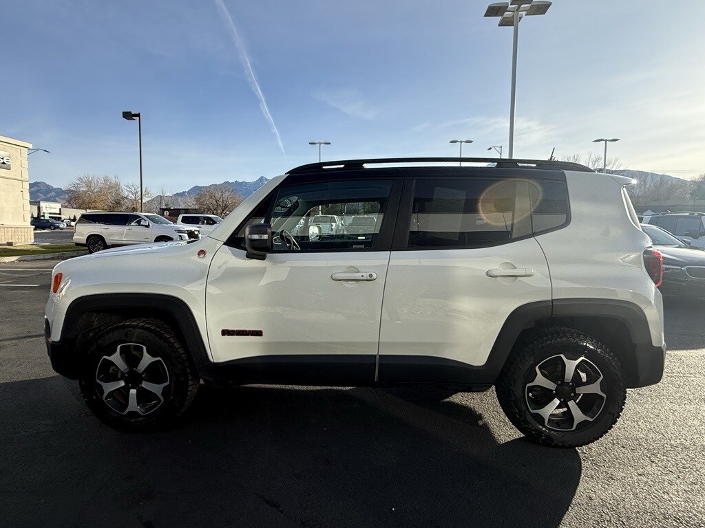 2021 Jeep Renegade Trailhawk photo 3