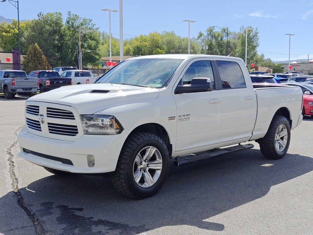 2015 Ram 1500 Sport photo 3