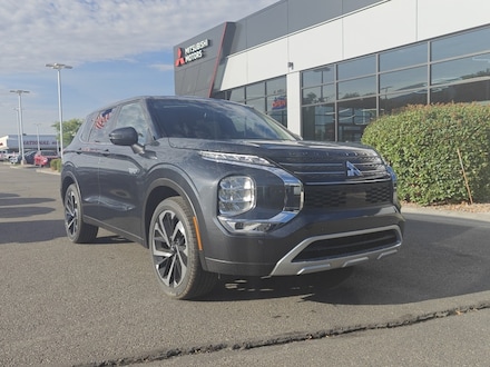 2025 Mitsubishi Outlander PHEV SE SUV