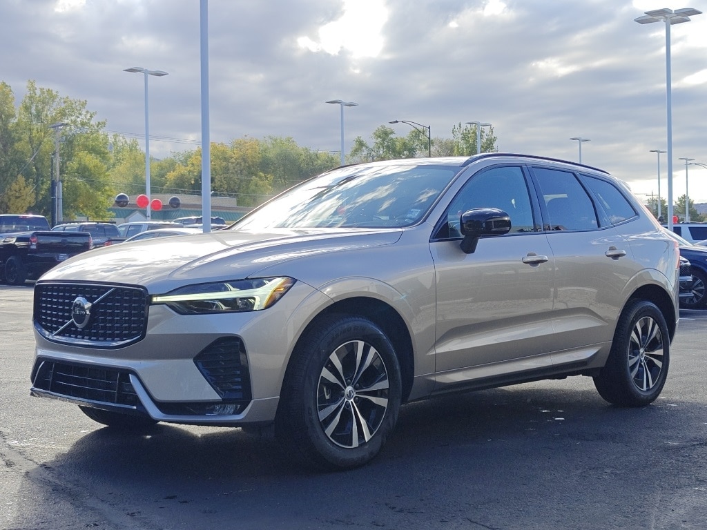 Used 2025 Volvo XC60 B5 Core SUV