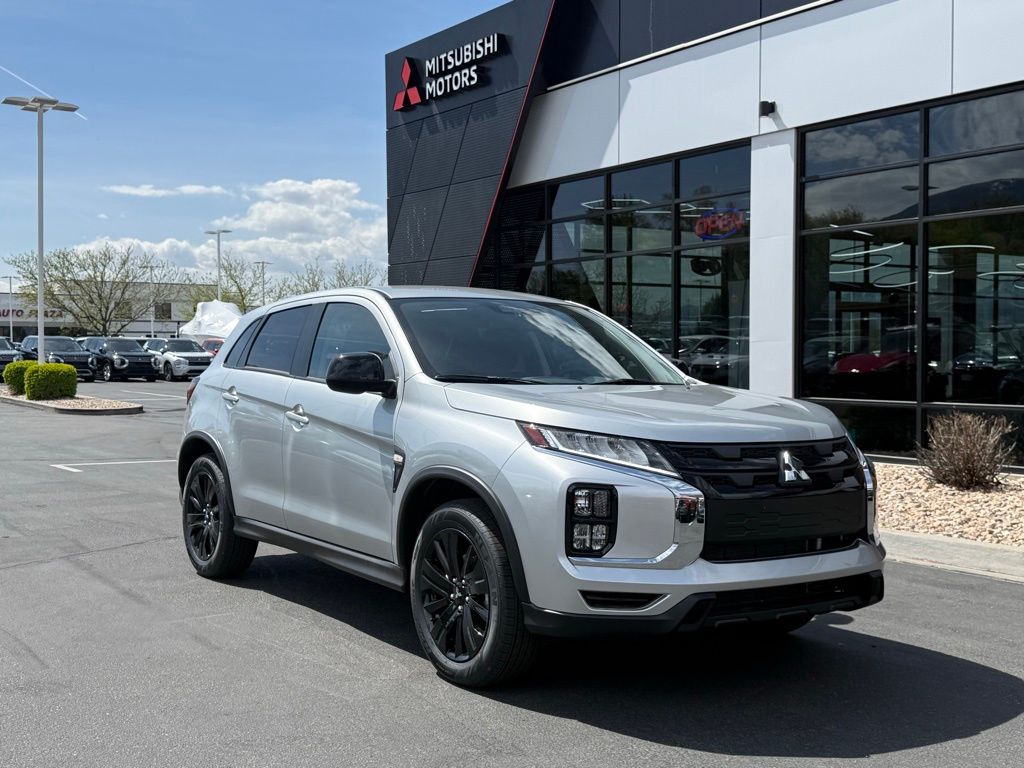 2026 Mitsubishi Outlander Sport 2.0 LE AWC CVT's photo