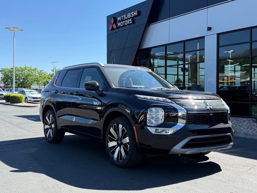 2026 Mitsubishi Outlander Plug-in Hybrid SEL S-AWC's photo