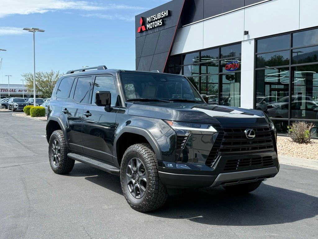 2025 Lexus GX 460 550 Overtrail's photo