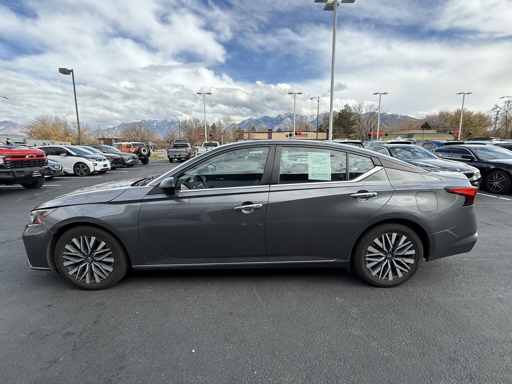 2024 Nissan Altima 2.5 SV photo 4