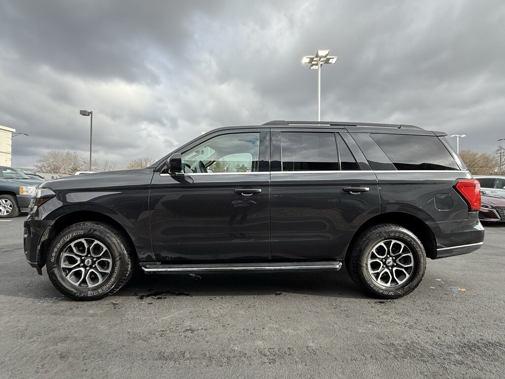 Used 2022 Ford Expedition XLT SUV