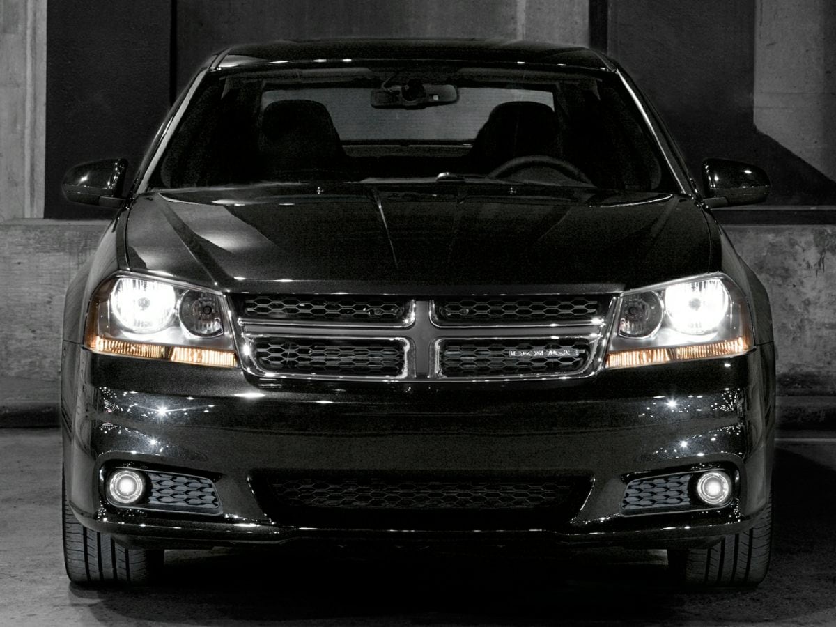2012 Dodge Avenger SE's photo