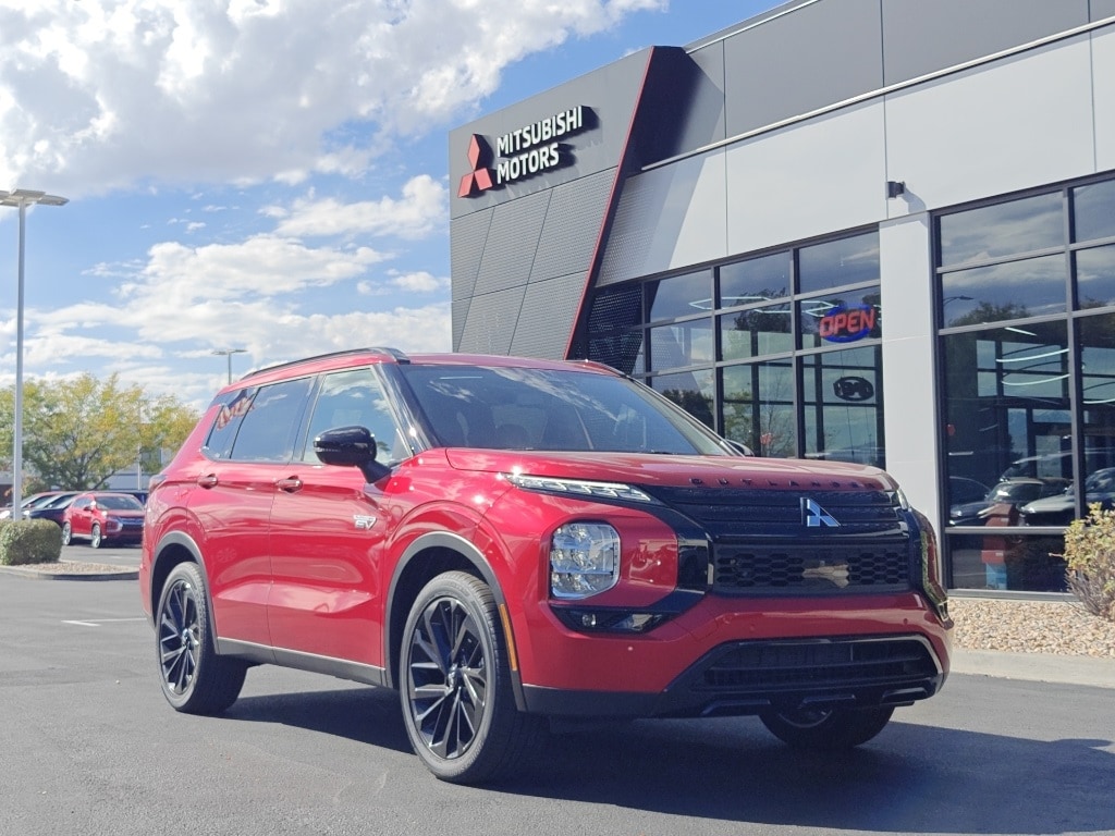 2025 Mitsubishi Outlander Plug-in Hybrid SEL Black Edition's photo