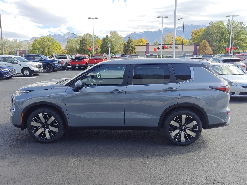 New 2025 Mitsubishi Outlander SUV