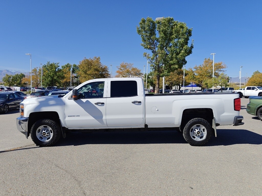 2018 Chevrolet Silverado 2500HD photo 4