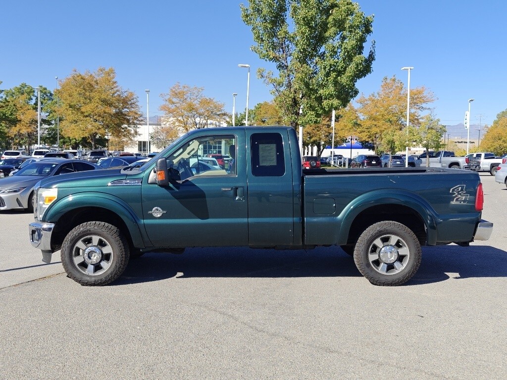 2011 Ford F-250 Lariat photo 4