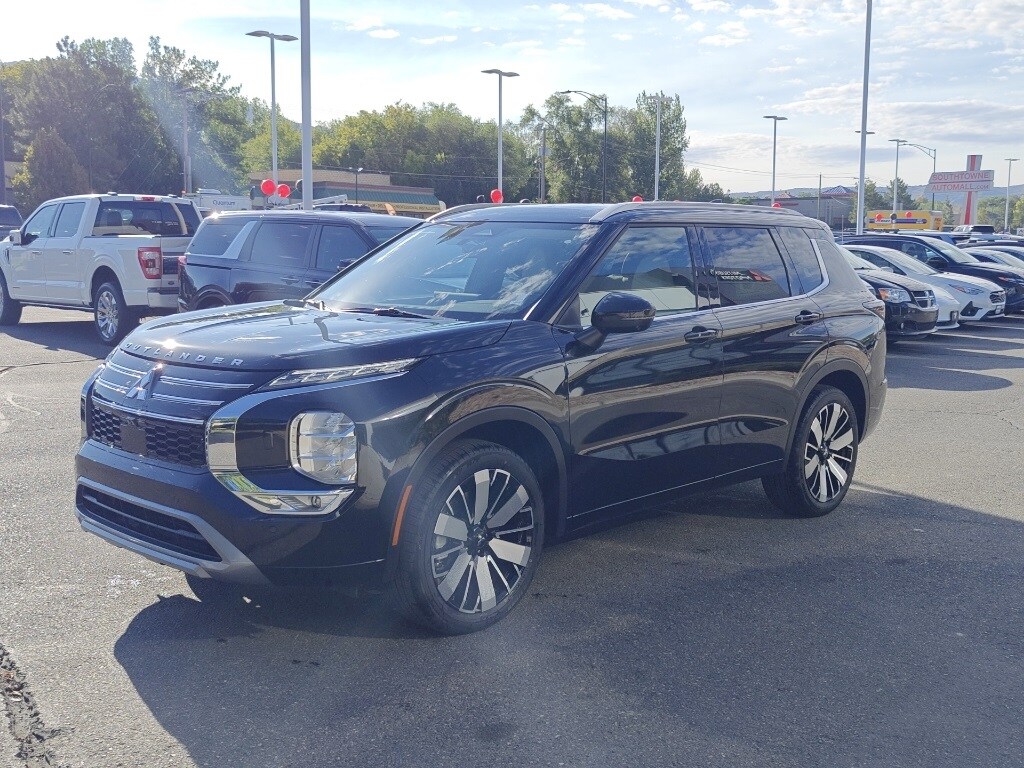 2025 Mitsubishi Outlander SEL GT photo 3