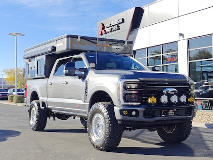 2025 Ford F-350 Platinum Truck Crew Cab