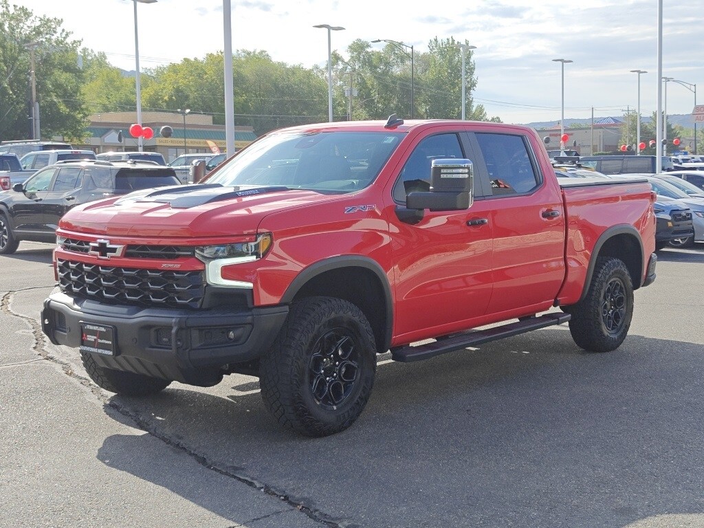 2024 Chevrolet Silverado 1500 ZR2 photo 3