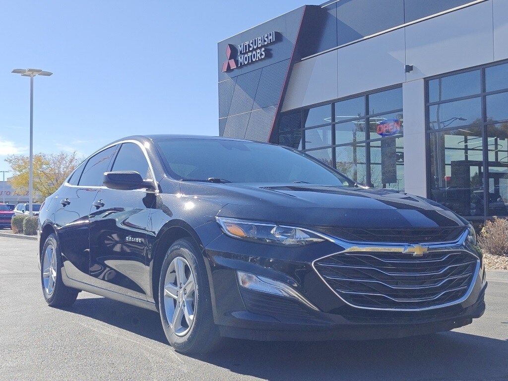 Used 2023 Chevrolet Malibu LS w/1FL Sedan