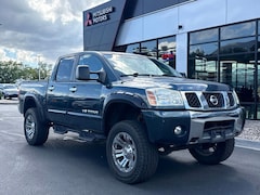 2007 Nissan Titan SE Truck Crew Cab