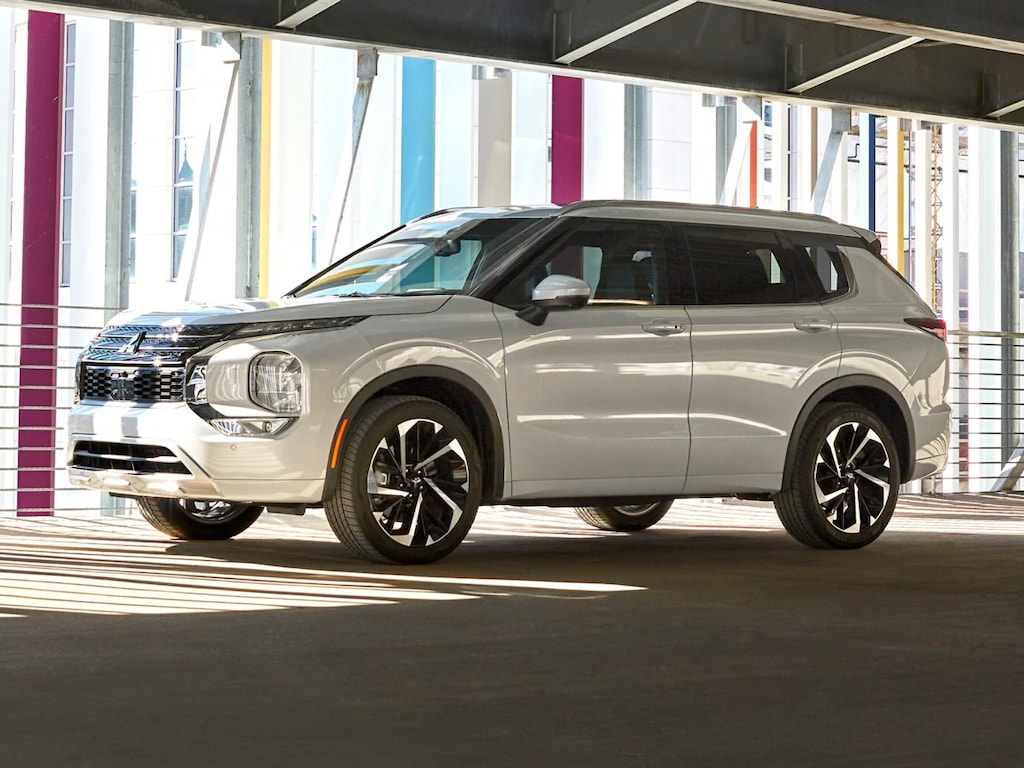 New 2024 Mitsubishi Outlander For Sale at Southtowne Mitsubishi VIN