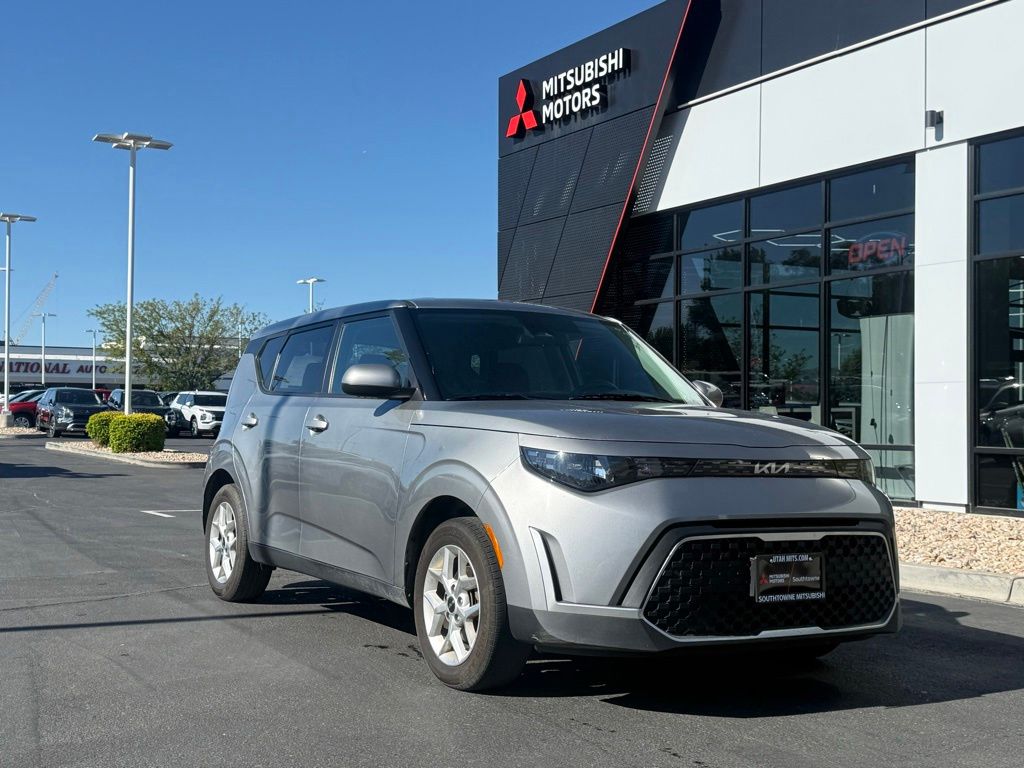 2024 Kia Soul 2.0L LX IVT's photo