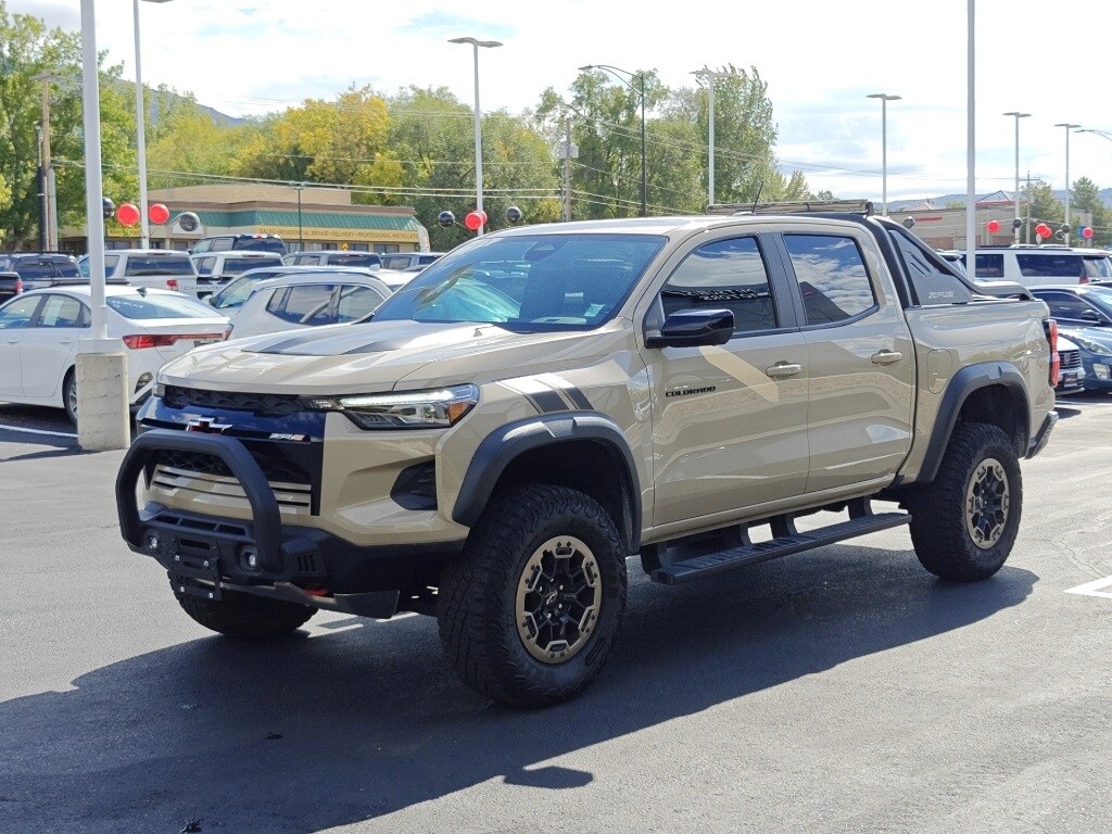 2023 Chevrolet Colorado ZR2 photo 3