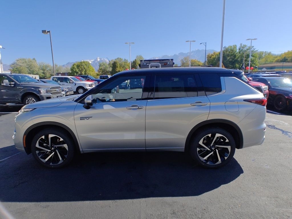 New 2025 Mitsubishi Outlander PHEV SEL SUV