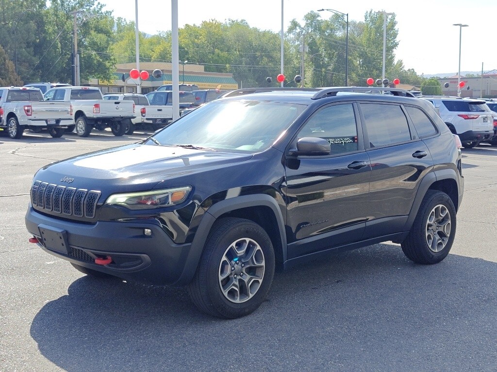 2020 Jeep Cherokee Trailhawk photo 2