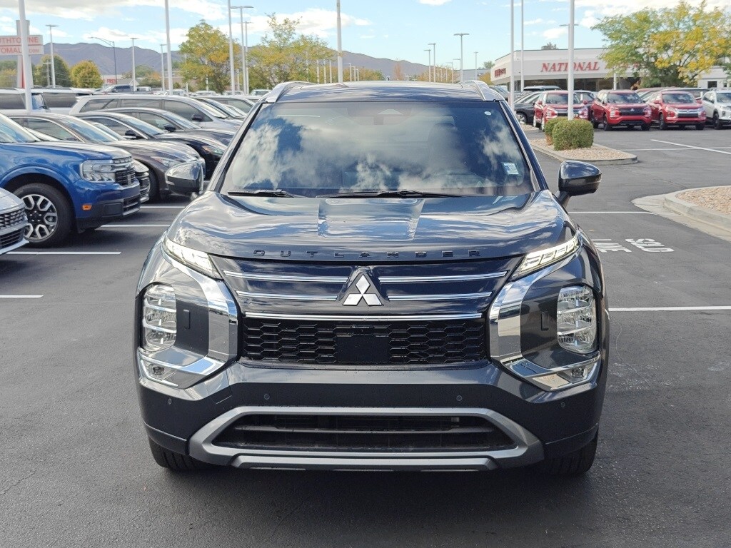 2025 Mitsubishi Outlander SEL GT photo 2