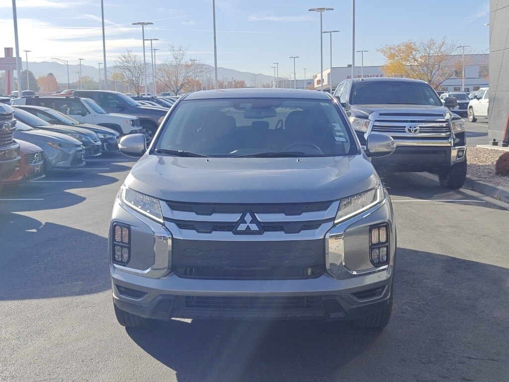 2024 Mitsubishi Outlander Sport ES LE SE photo 2