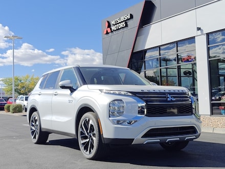 2025 Mitsubishi Outlander PHEV SE SUV