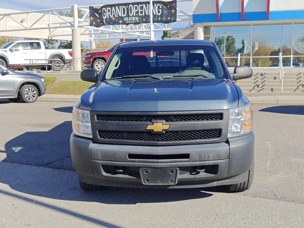 2013 Chevrolet Silverado 1500 photo 2