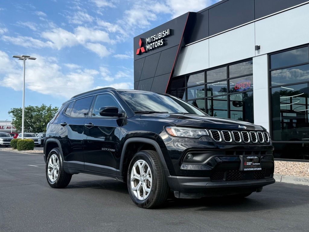 2024 Jeep Compass Latitude 4X4's photo