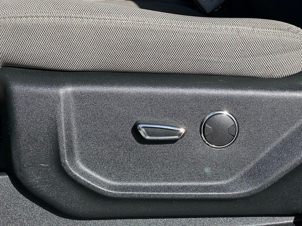 2018 Ford F-150 XLT - Photo 10