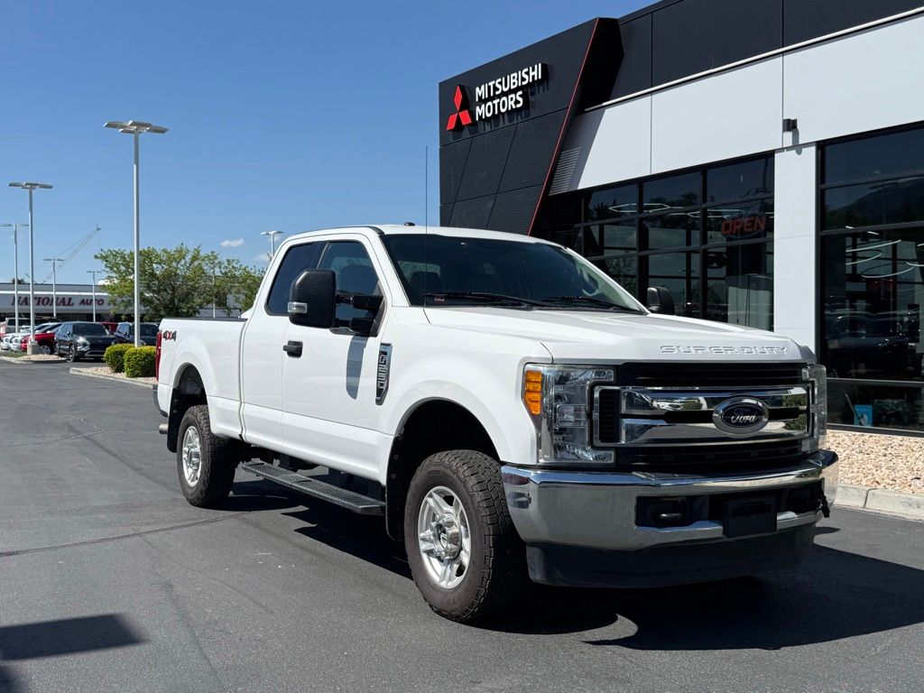 2017 Ford F-250 XLT 4x4 SuperCab 8' Box's photo