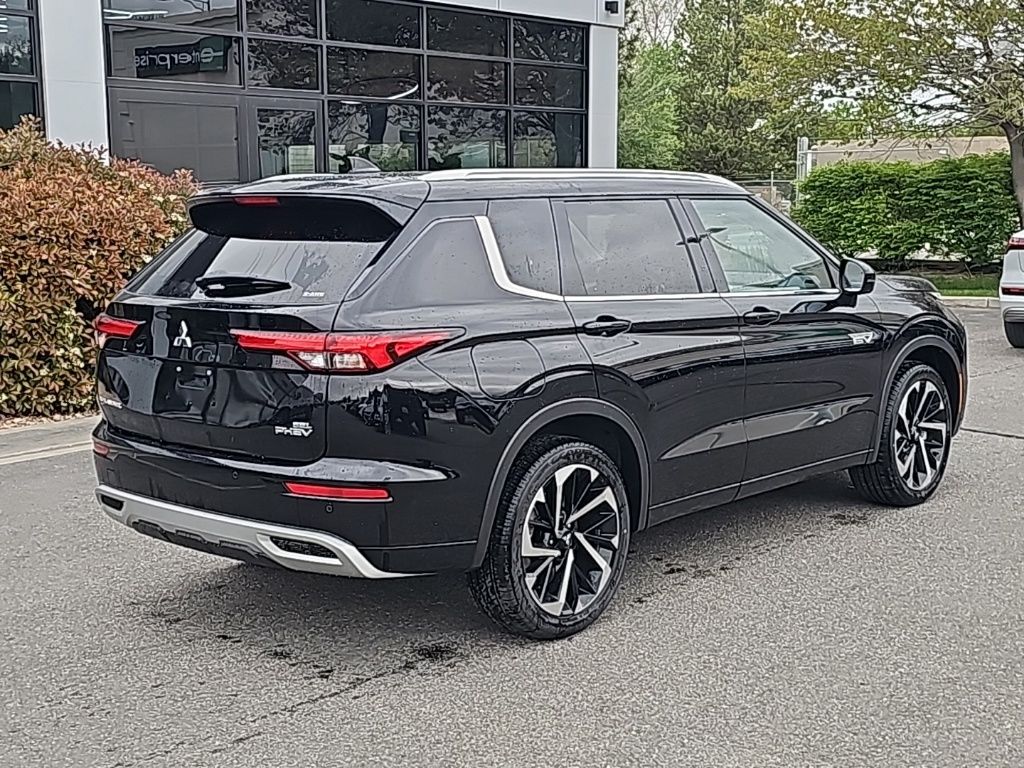 2025 Mitsubishi Outlander Plug-in Hybrid SEL - Photo 7