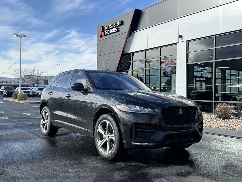 2017 Jaguar F-Pace R-Sport