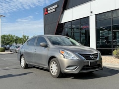 2016 Nissan Versa 1.6 SV Sedan