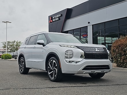 2025 Mitsubishi Outlander PHEV SEL SUV