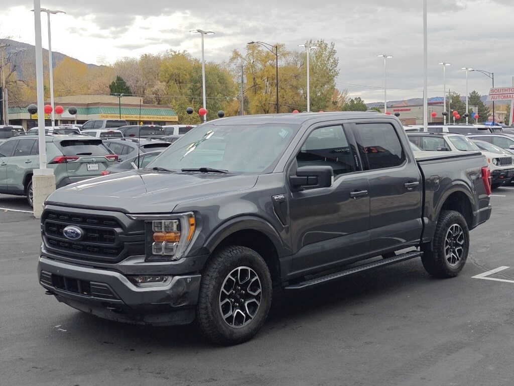 2022 Ford F-150 XLT photo 3