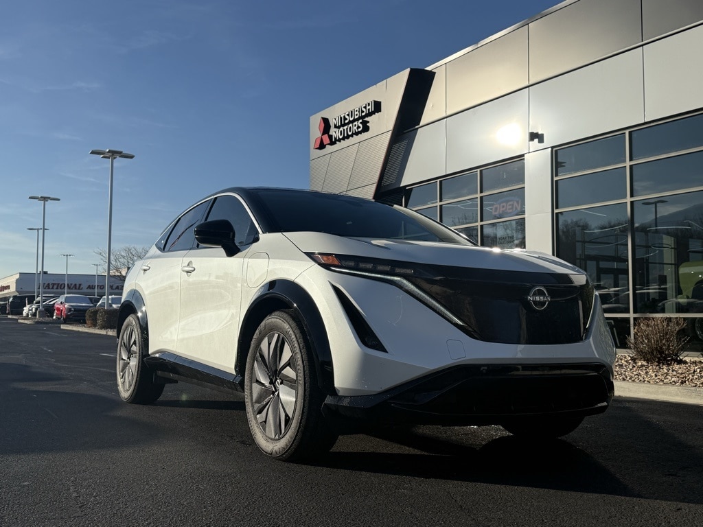 2023 Nissan Ariya Venture+'s photo