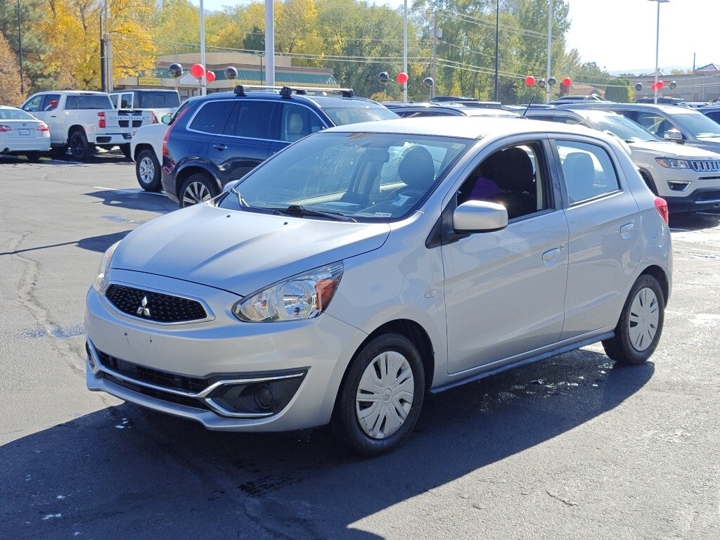 2018 Mitsubishi Mirage ES photo 2