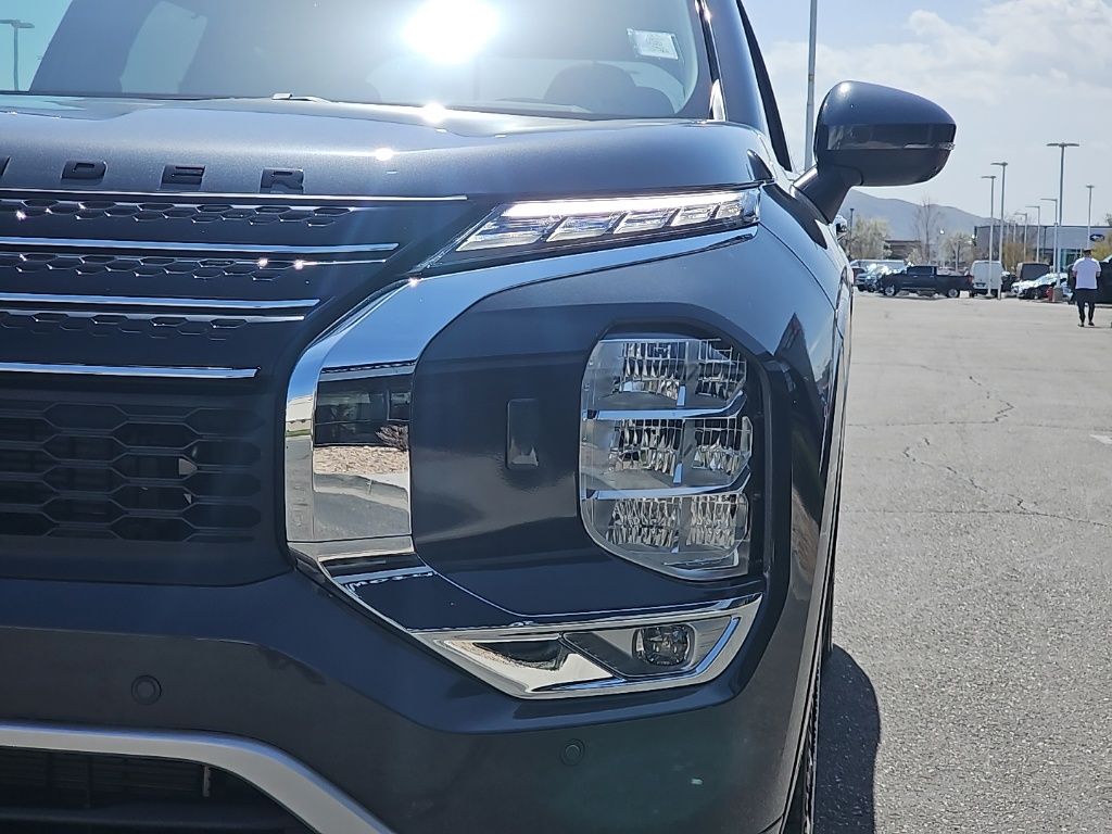 2025 Mitsubishi Outlander Plug-in Hybrid SEL - Photo 33