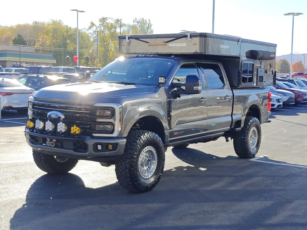 Used 2025 Ford F-350 Platinum Truck Crew Cab