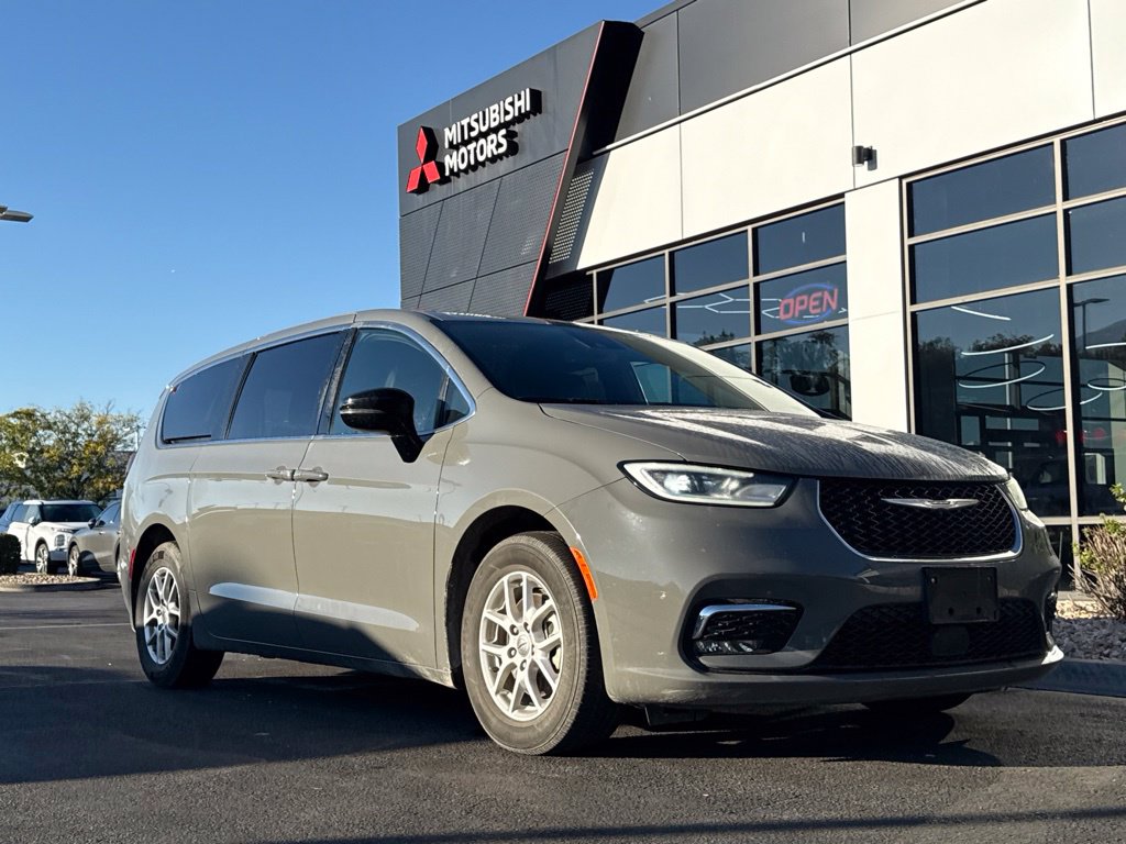 2025 Chrysler Pacifica