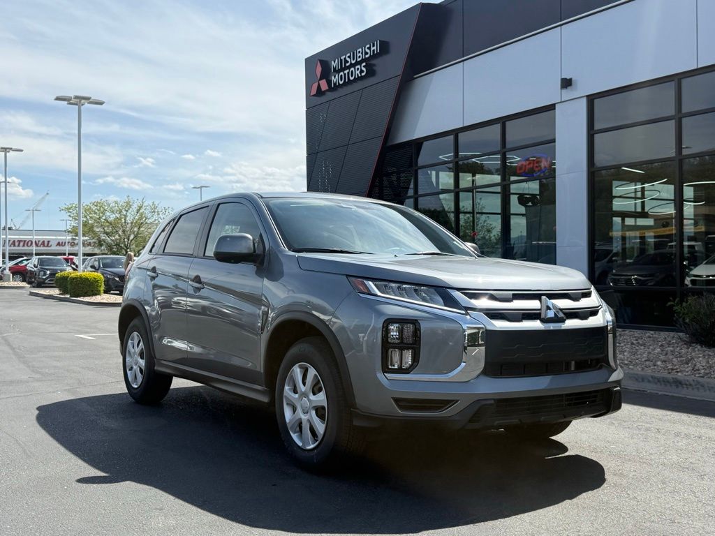 2026 Mitsubishi Outlander Sport 2.0 S AWC CVT's photo